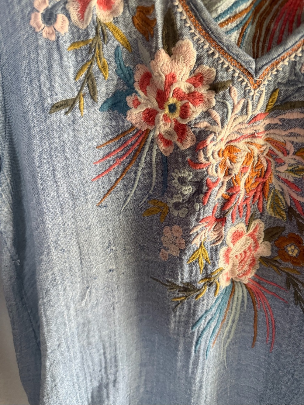 Johnny Was Embroidered - Picture 7 of 7